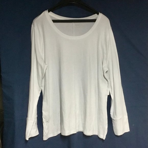 NEW-a.n.a. Women's Long Sleeve White Tee Shirt Size XXL (20-22) - Picture 1 of 5